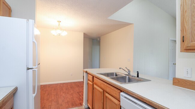 Building Photo - Stephen-2139