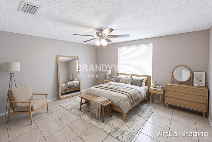 Building Photo - 7815 Treasure Pointe Dr