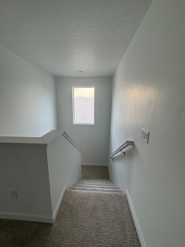 Building Photo - 6612 W Windshear St