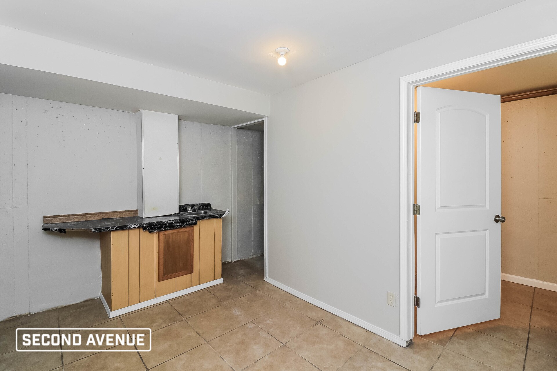 Building Photo - 6850 John Clark Dr