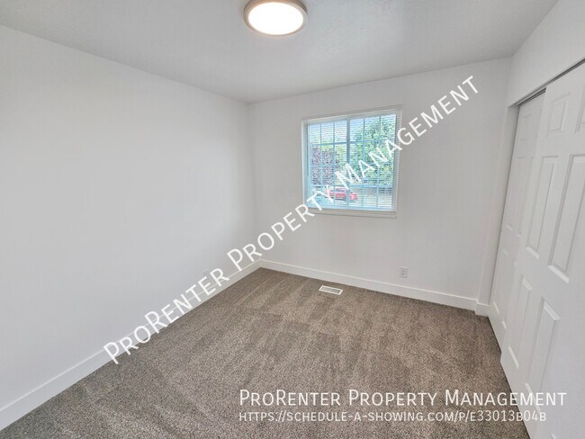 Building Photo - 2575 N 1100 W