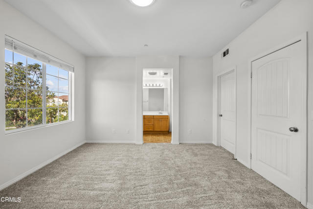 Building Photo - 3016 Moonlight Park Ave