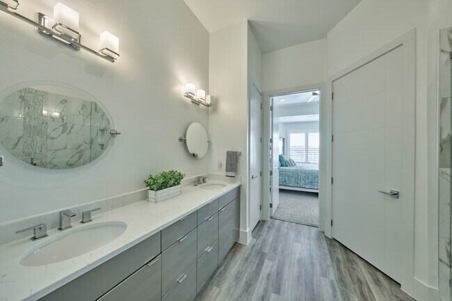 Building Photo - 199 Waterpoint Ct