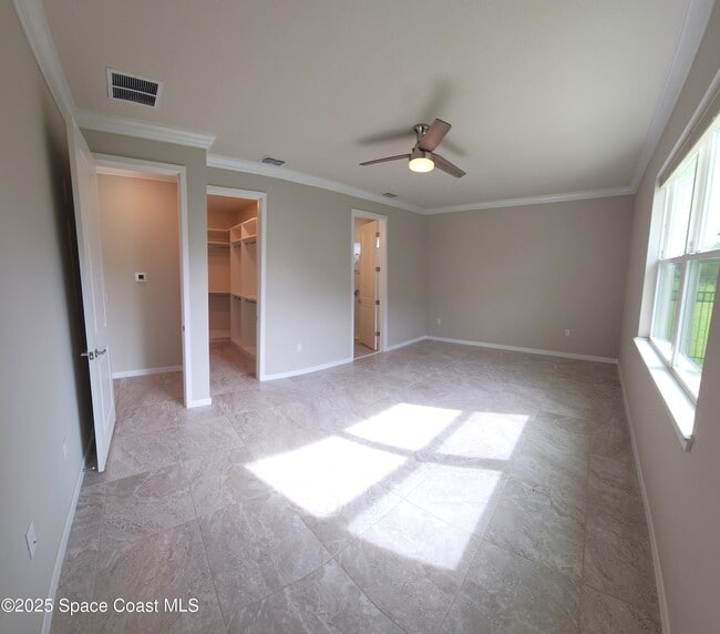 Building Photo - 2112 Live Oak Lake Rd