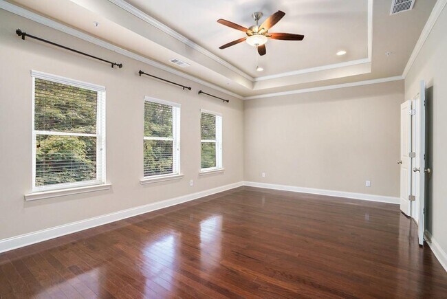 Building Photo - 612 Luckett Ct
