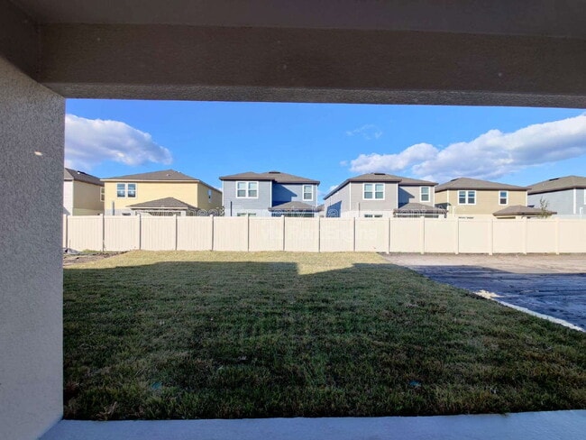 Building Photo - 30095 Skylark Dr