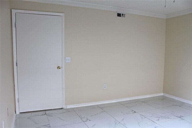 Building Photo - 8067 Settlers Creek Cir