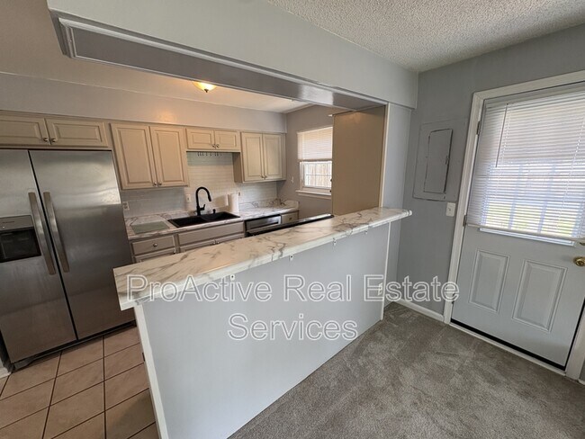 Building Photo - 1501 Antler Cir