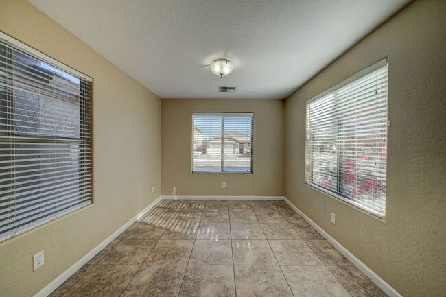 Building Photo - 7252 S 46th Ln