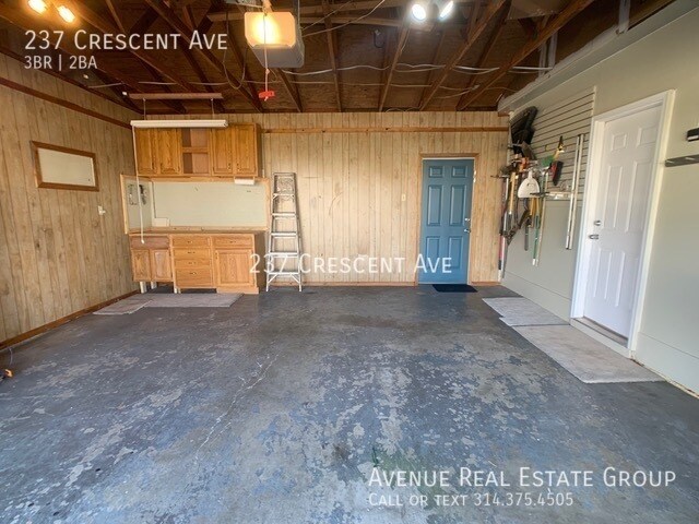 Building Photo - 237 Crescent Ave