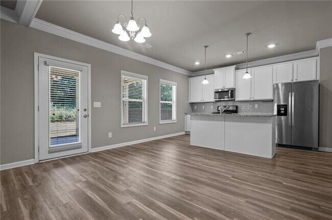 Building Photo - 1153 Chester Wy
