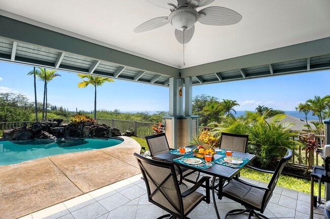 Building Photo - Stunning Ocean View Home in Malulani Gardens