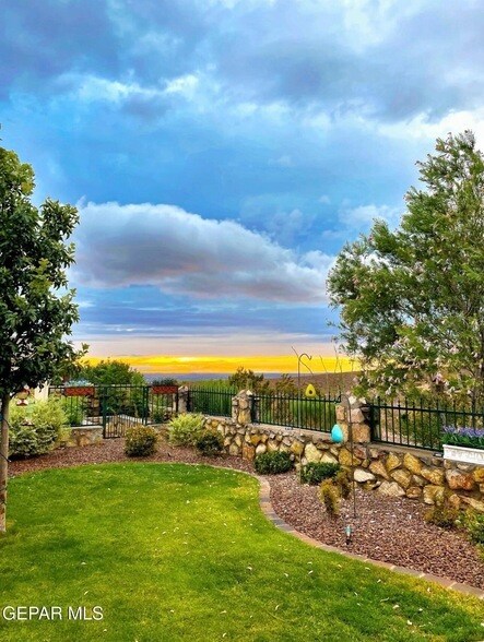 Building Photo - 6625 Cabana Del Sol Dr