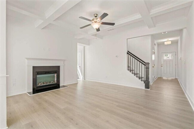 Building Photo - 206 Auburn Valley Wy