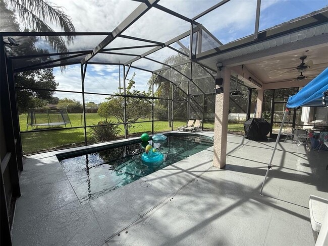 Building Photo - 5690 Merlin Way