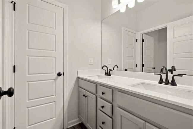 Building Photo - 4148 Brookmont Wy