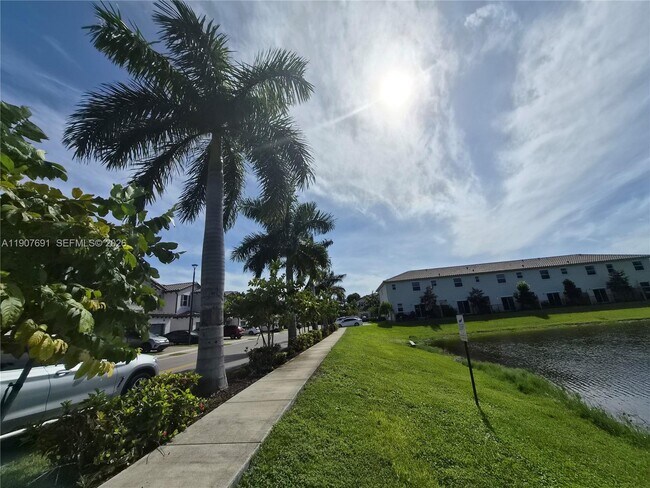 Building Photo - 2741 NW 55th Way