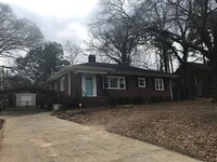 Building Photo - "Charming 3-Bedroom Home in Anderson, SC - Cozy 1250 Sq Ft Retreat on Bellview Road!"