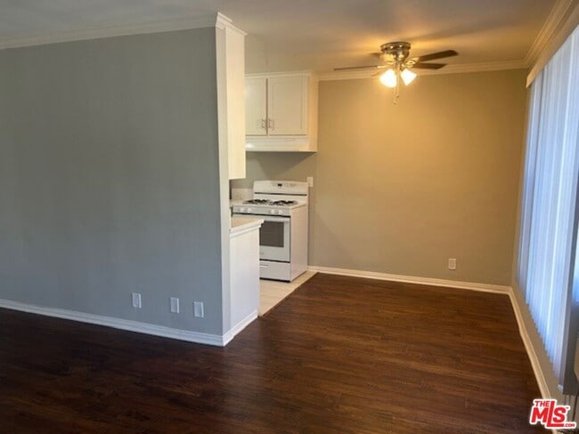 Building Photo - 4505 Murietta Ave
