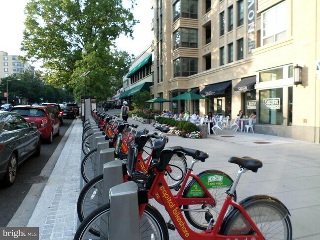 Building Photo - 4600 Connecticut Ave NW