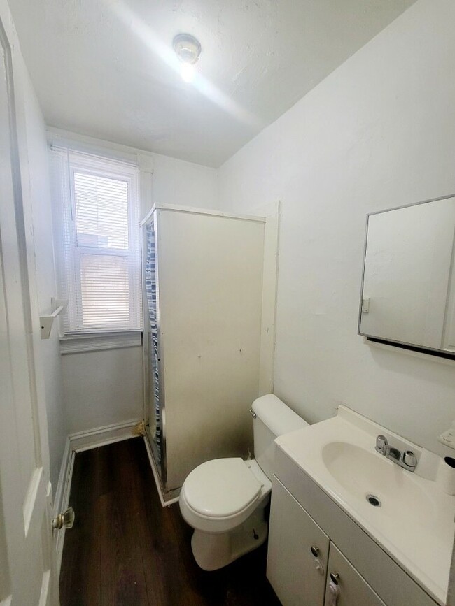 Building Photo - " 1-Bedroom at 1710-1712 W Mineral St: You...