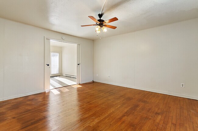 Building Photo - Georgetown Townhomes
