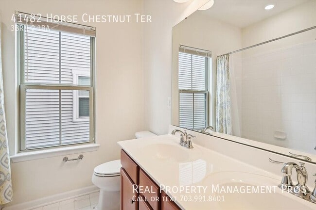 Building Photo - 41482 Horse Chestnut Terrace