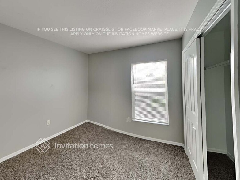 Building Photo - 2223 Blackwood Dr