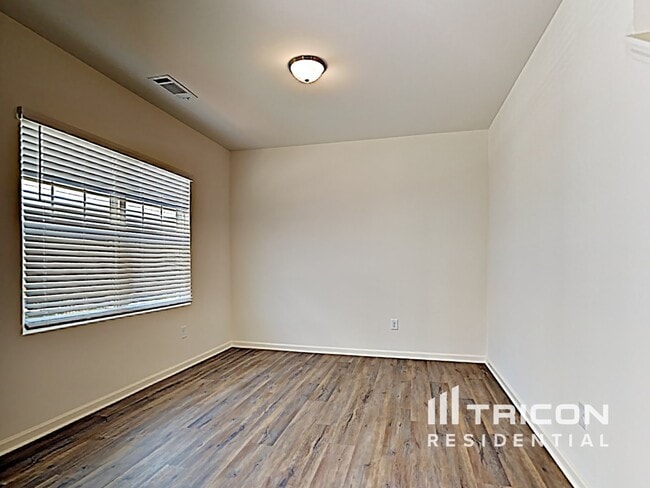 Building Photo - 1017 Hudson Ct