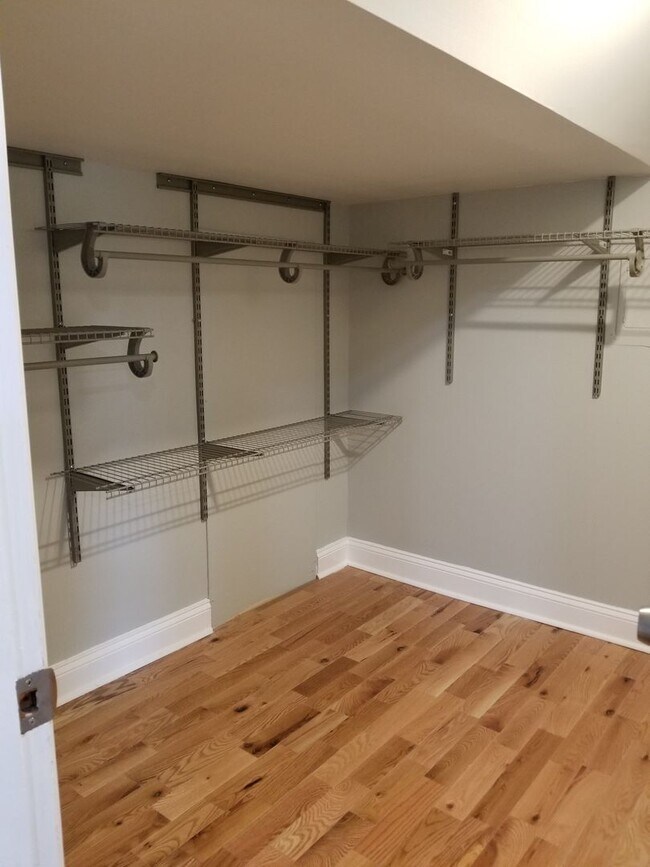 Building Photo - Ches-Bay LLC