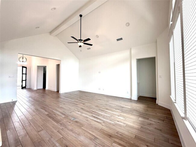 Building Photo - 30421 Zoysia Pt Ln