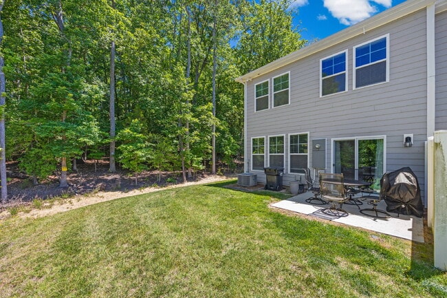 Building Photo - Beautiful Lake Wylie Home with Spacious Layout, Office Space & Incredible Community Amenities!