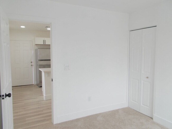 Building Photo - 532 N 9th St