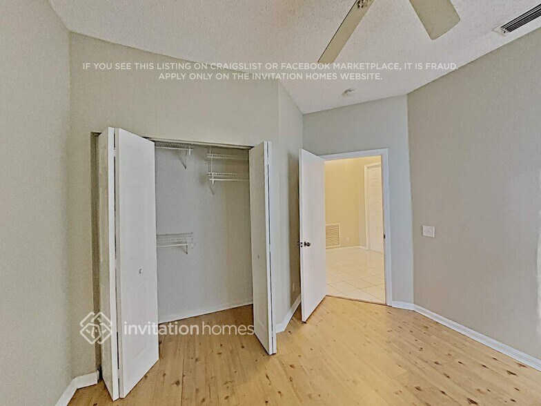 Building Photo - 5534 Lake Tern Pl