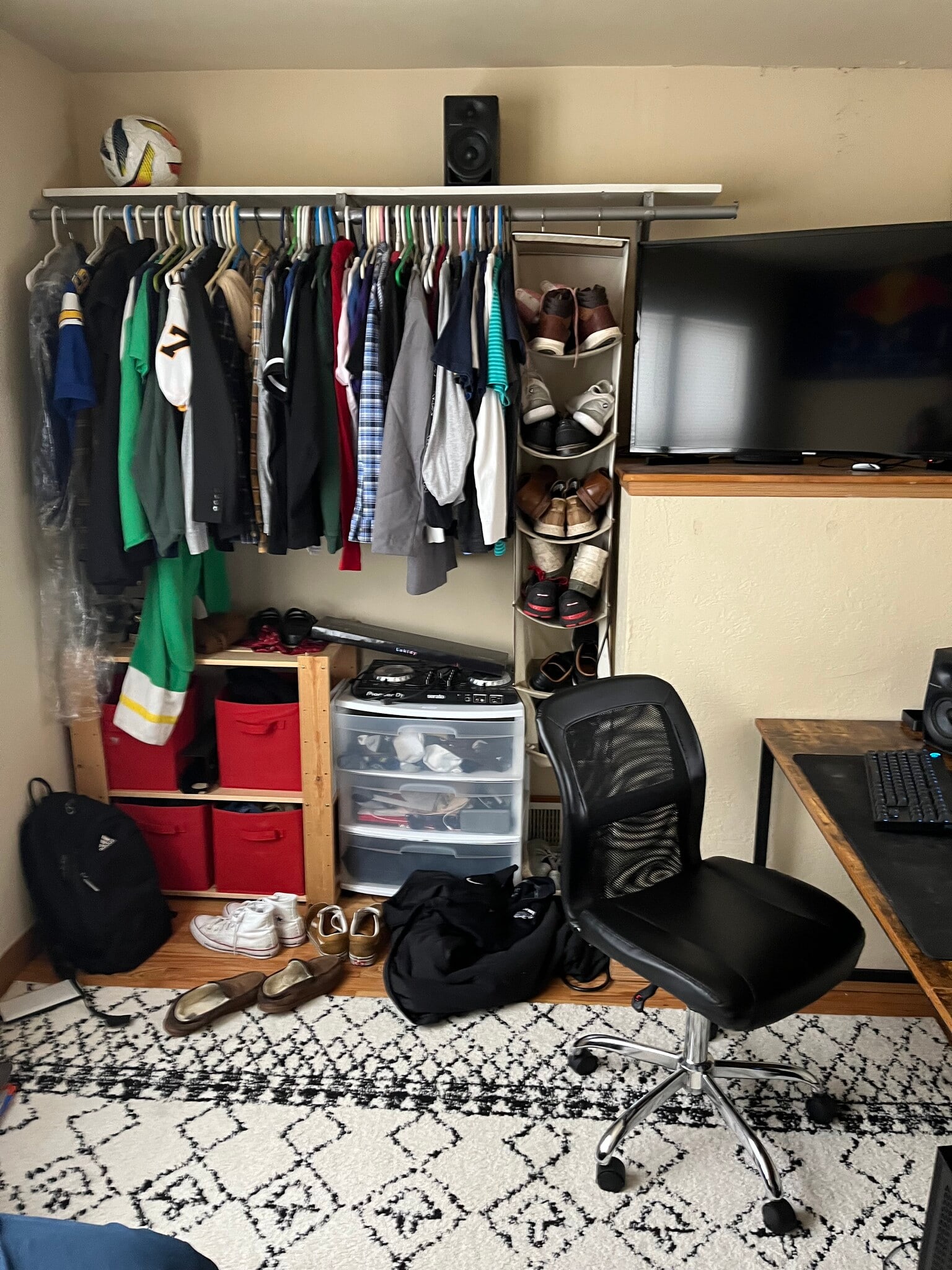 Bedroom # 3 - 203 S Whiton St