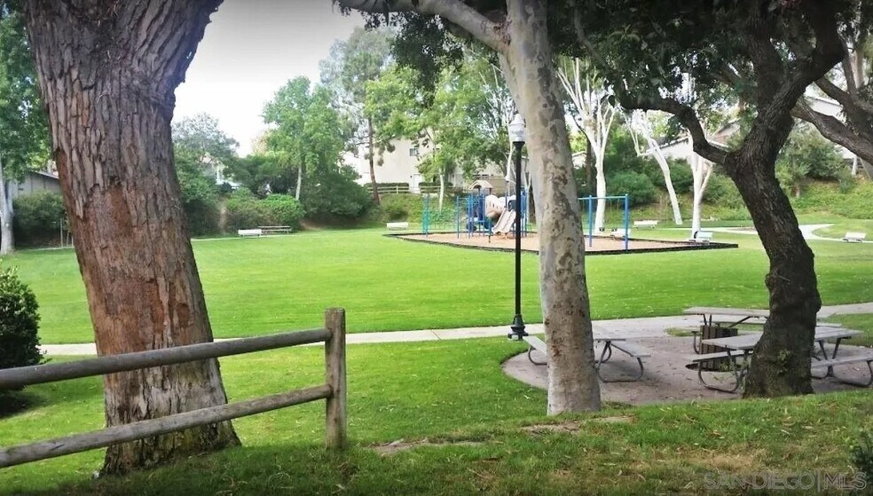 Building Photo - 7915 Camino Kiosco