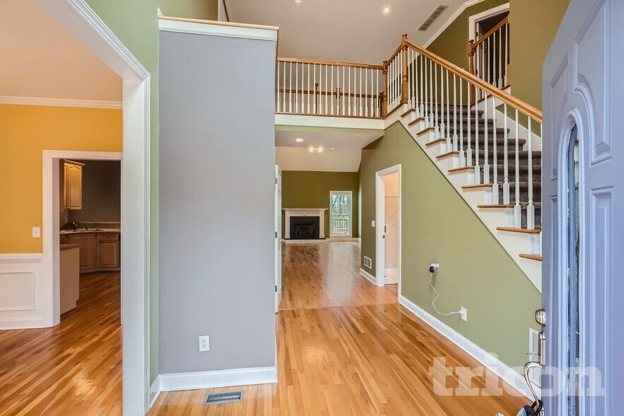 Building Photo - 1231 Brentwood Ct