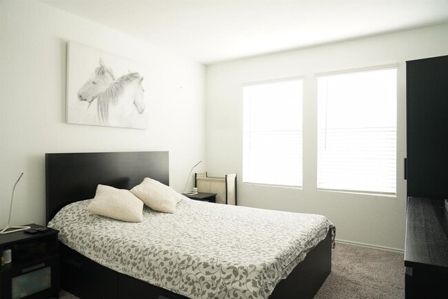 Building Photo - 1000 Nokota Bnd