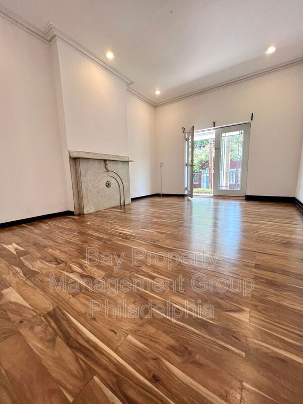 Building Photo - 412 N 32nd St