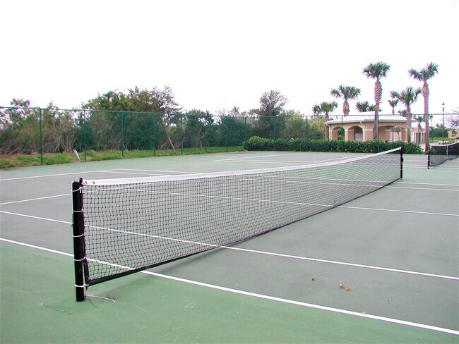 Building Photo - 1650 N 42ND Cir