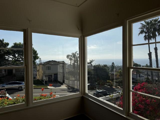 Building Photo - 4444 Orchard Ave