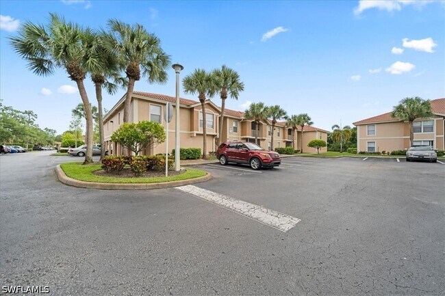Building Photo - 8235 Ibis Club Dr