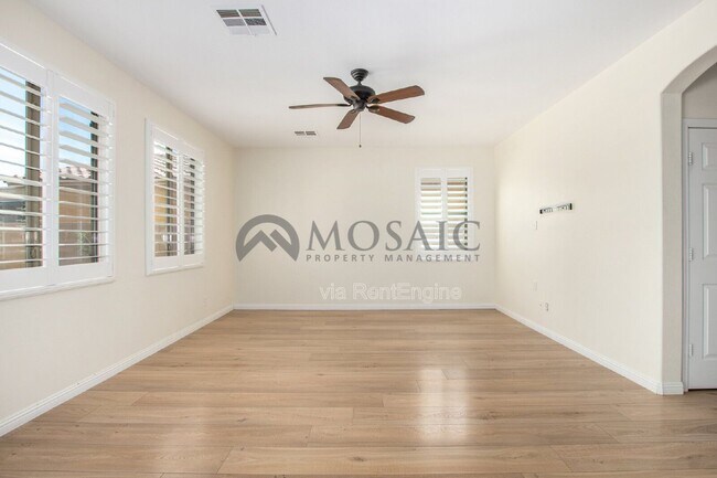 Building Photo - 44196 Askew Dr