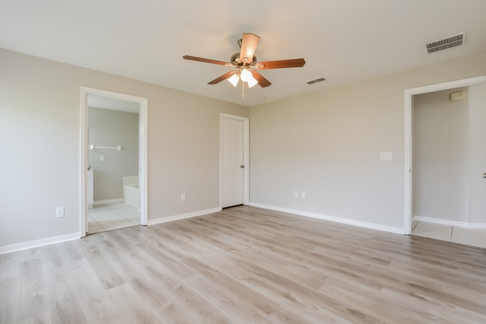 Building Photo - 113 Key Haven Dr