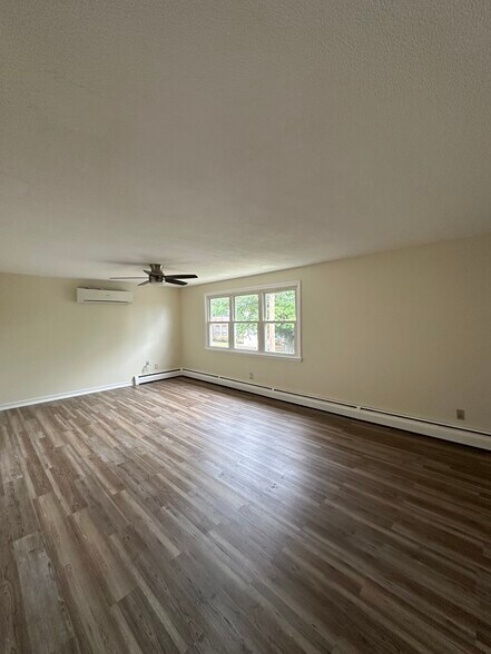 Building Photo - 226 Welton St