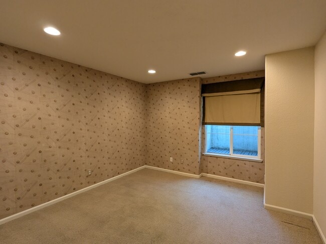 Building Photo - 2854 Jefferson Ln