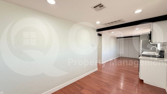 Building Photo - 4448 S 3rd St