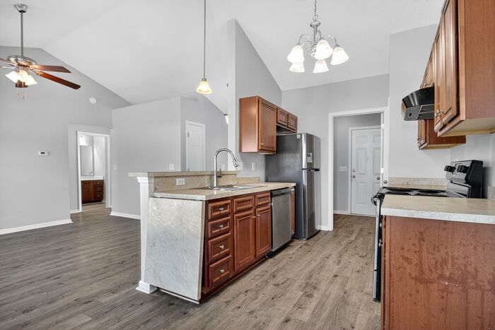 Building Photo - 317 Bryant Park Ct