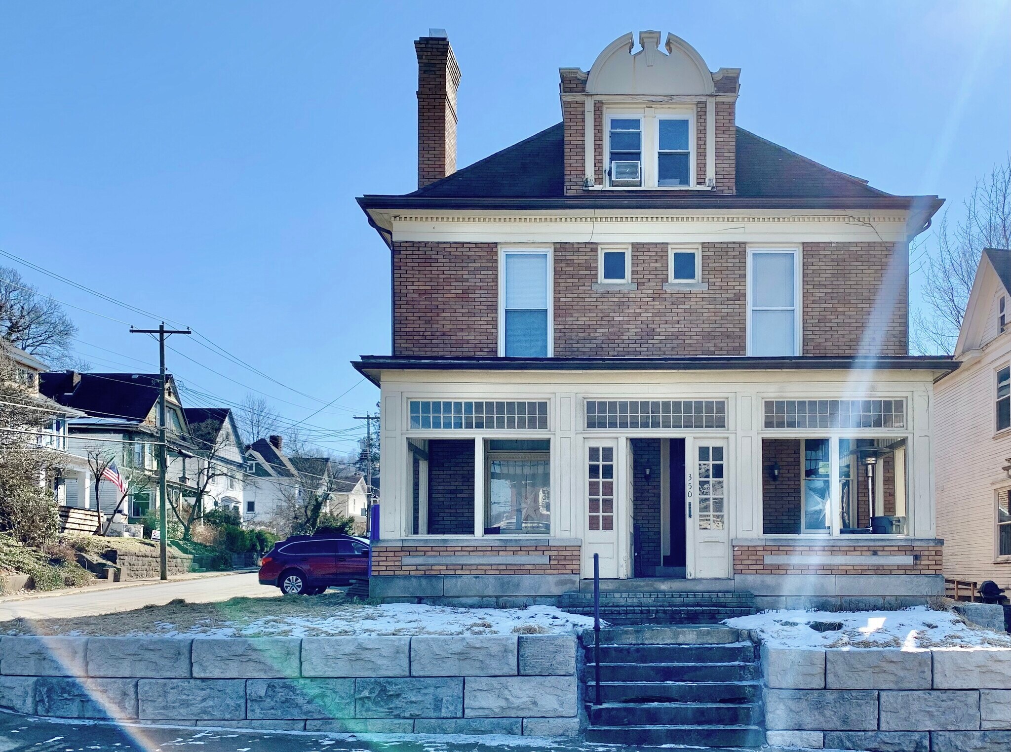 Building Photo - 350 Cobun Avenue