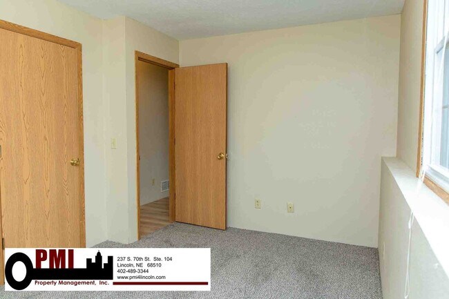 Building Photo - 1758 N 27th St